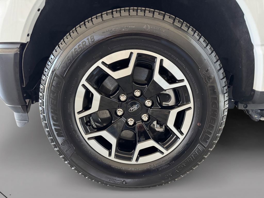 Used 2023 Ford F150 Lightning Pro image 9