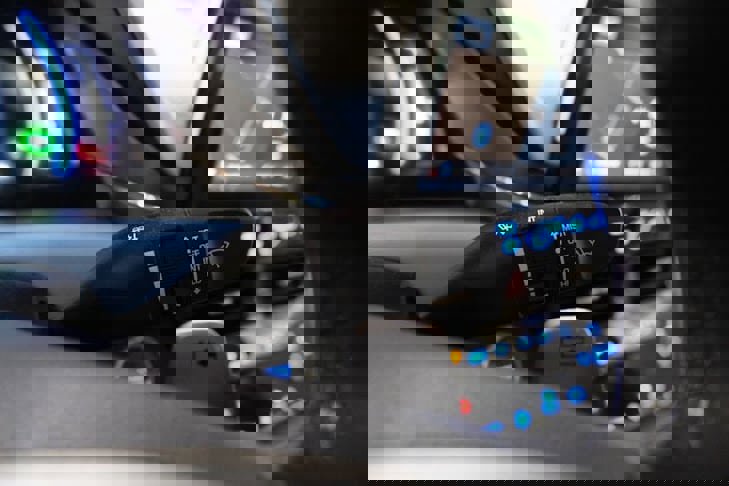 Used 2020 Hyundai Ioniq Limited image 41