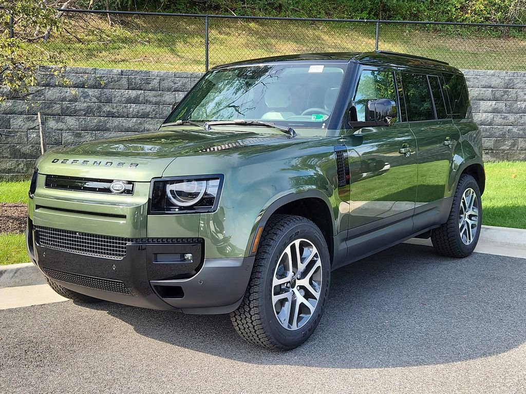 Used 2026 Land Rover Defender 110 S image 1