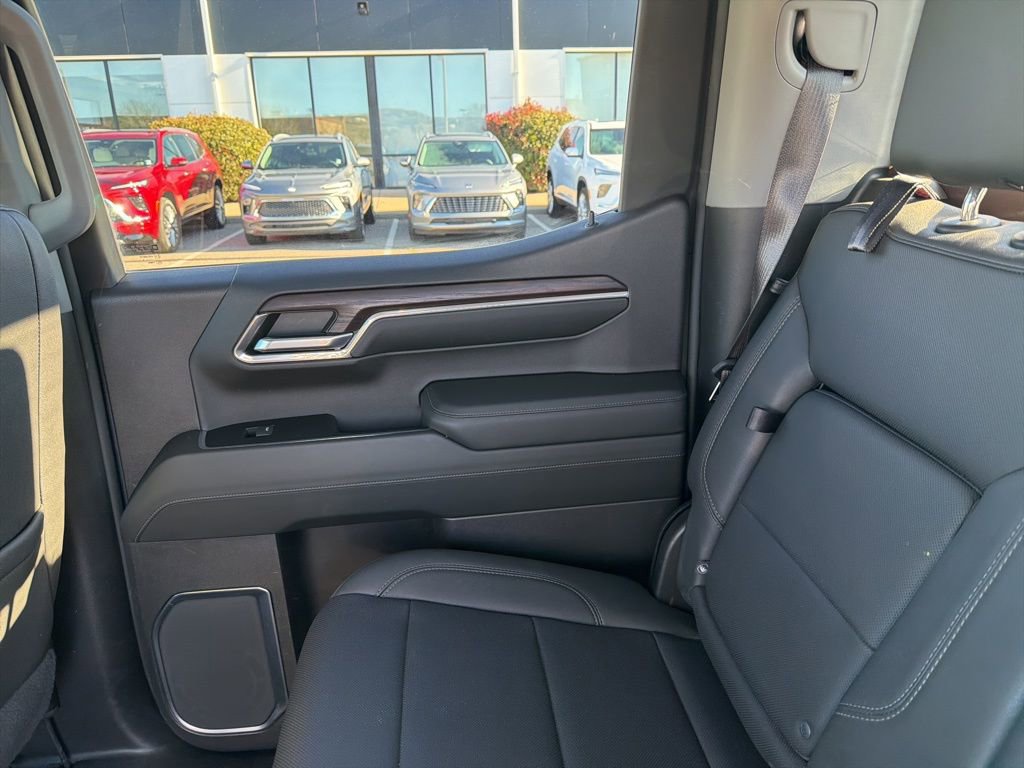 Used 2022 GMC Sierra 1500 SLT w/ X31 Off-Road Package image 33