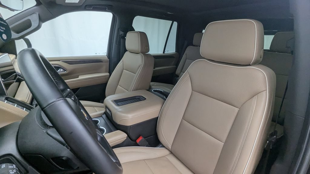 Used 2023 Chevrolet Tahoe Premier w/ Premium Package 2 AWD/4WD image 28