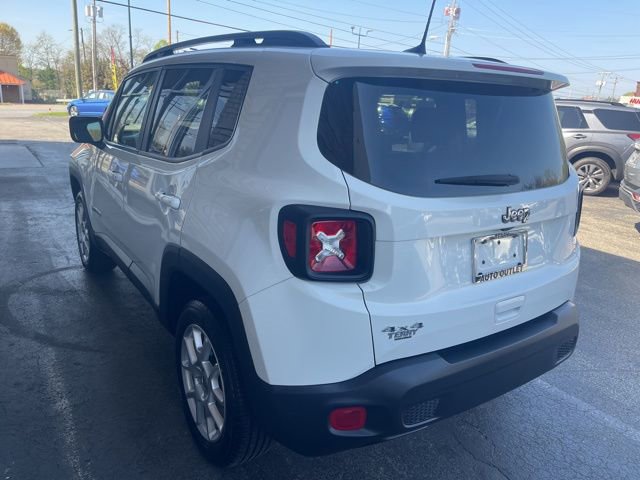 Used 2023 Jeep Renegade Latitude w/ Premium Group image 5