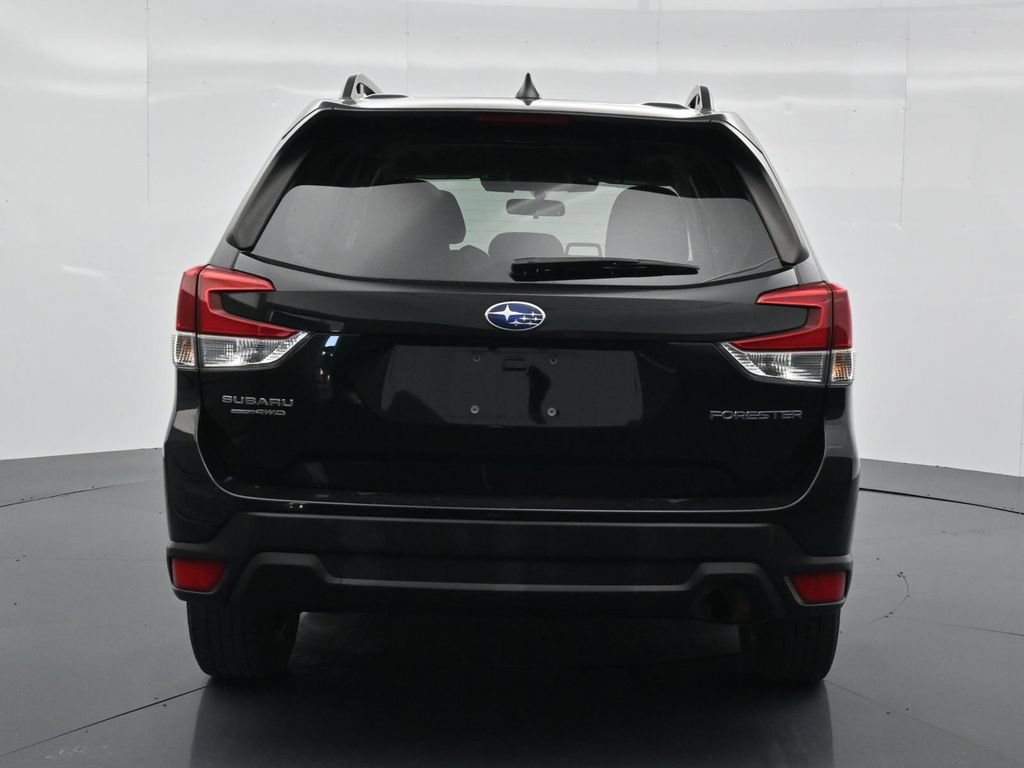 Used 2024 Subaru Forester Premium AWD/4WD image 6