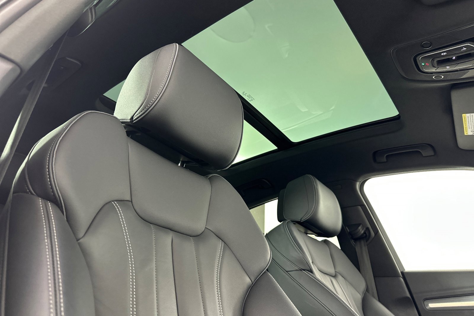 Used 2023 Audi Q5 2.0T Premium Plus w/ Premium Plus Package image 16