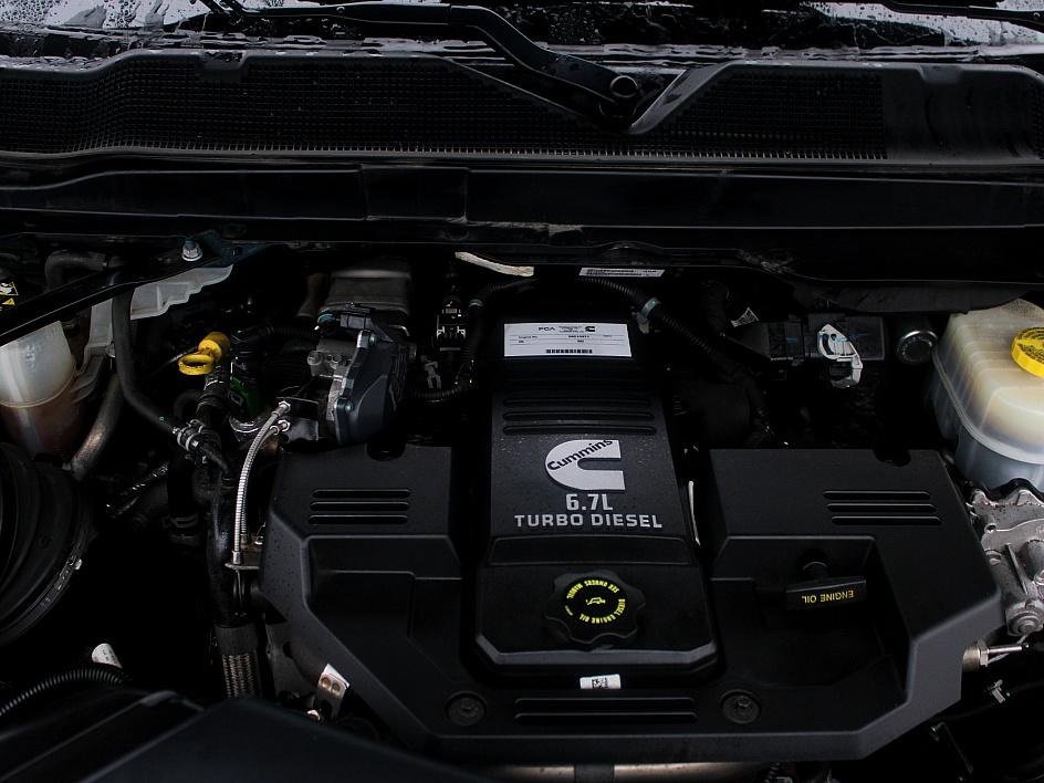 Used 2019 RAM 2500 Laramie image 8