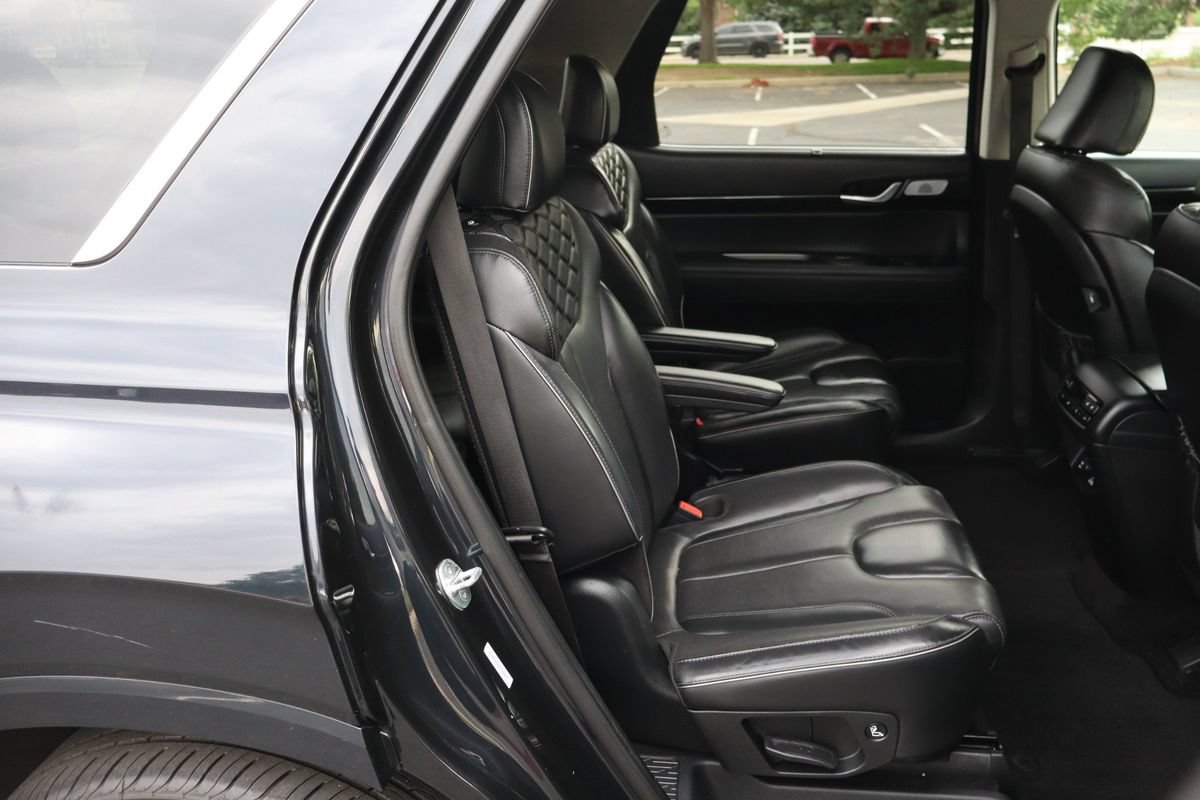 Used 2022 Hyundai Palisade Limited AWD/4WD image 23