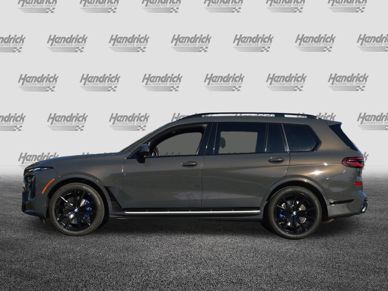 Certified 2025 BMW X7 xDrive40i image 8