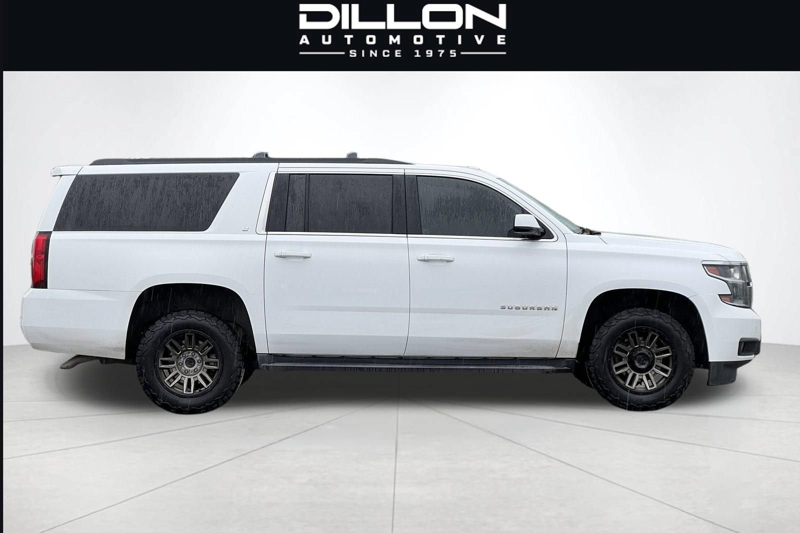 Used 2018 Chevrolet Suburban LT AWD/4WD image 3