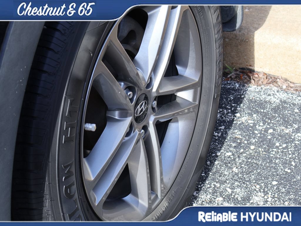 Used 2017 Hyundai Santa Fe Sport AWD/4WD image 24