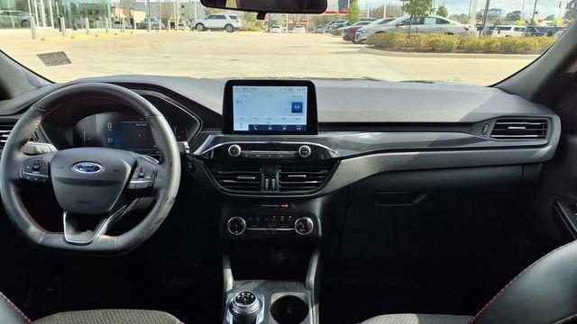 Used 2025 Ford Escape ST-Line image 25