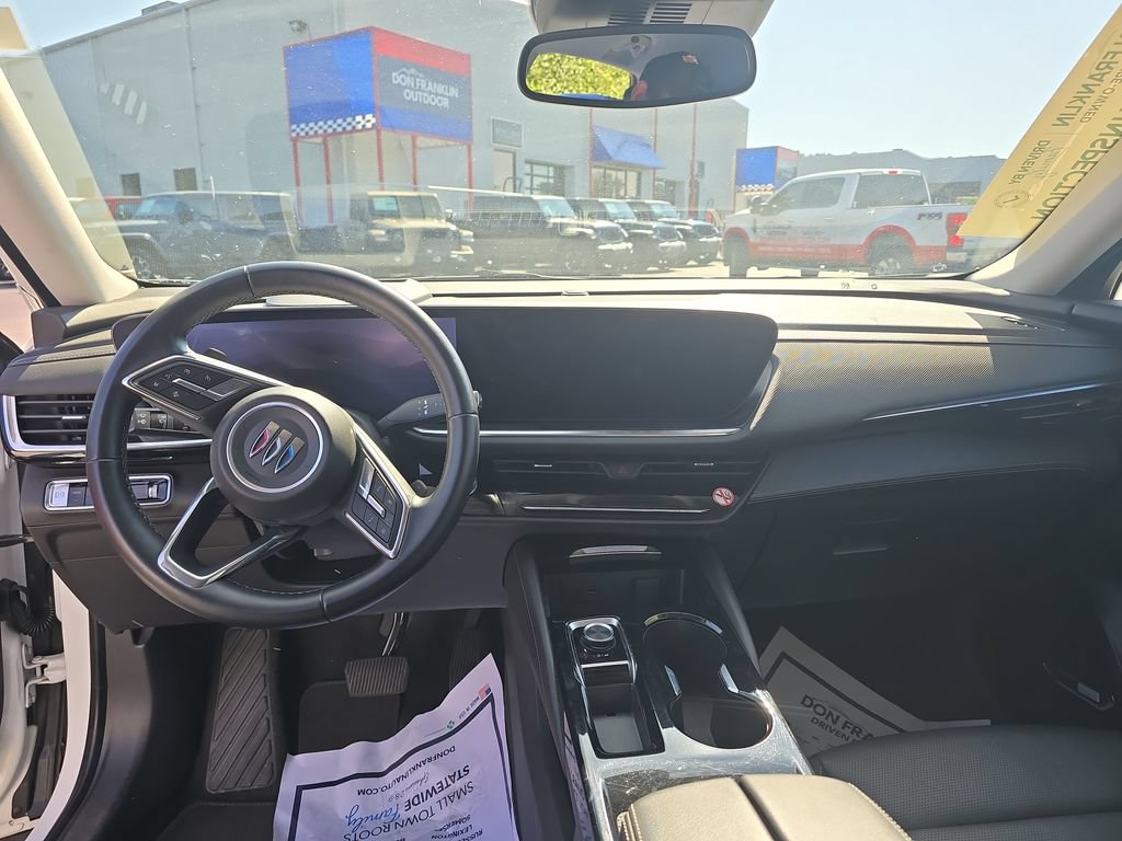 Used 2024 Buick Envision Preferred AWD/4WD image 17