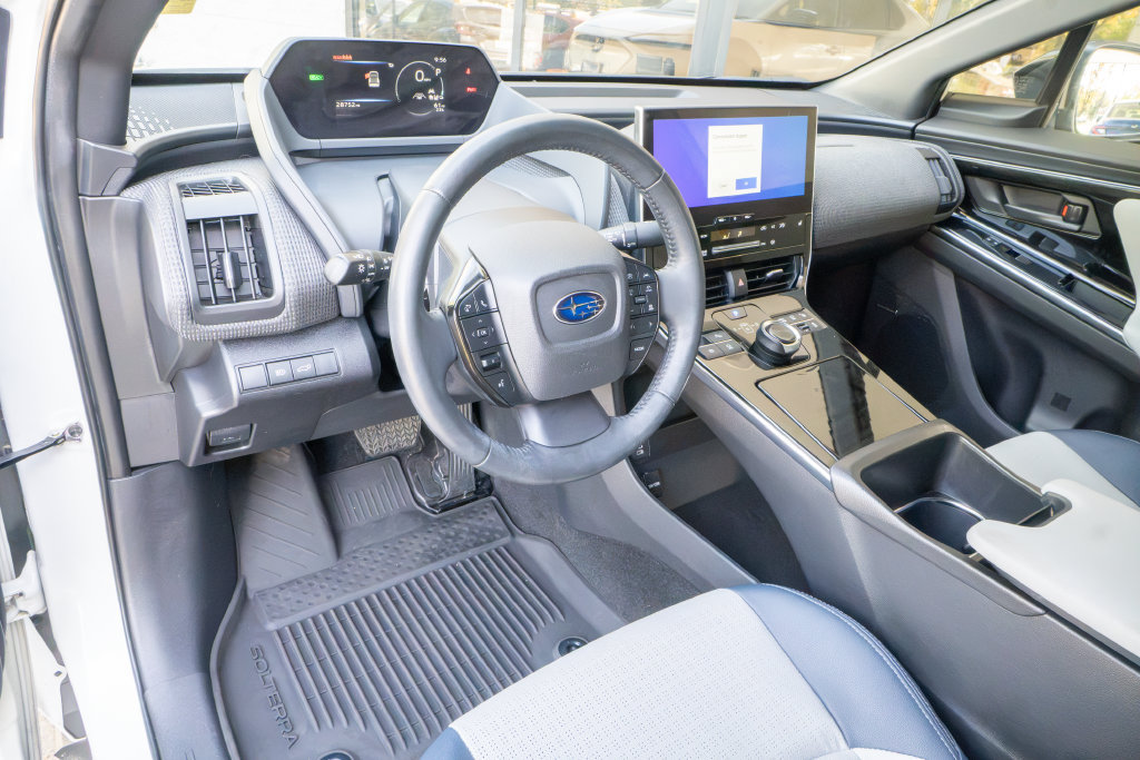 Used 2023 Subaru Solterra AWD image 9