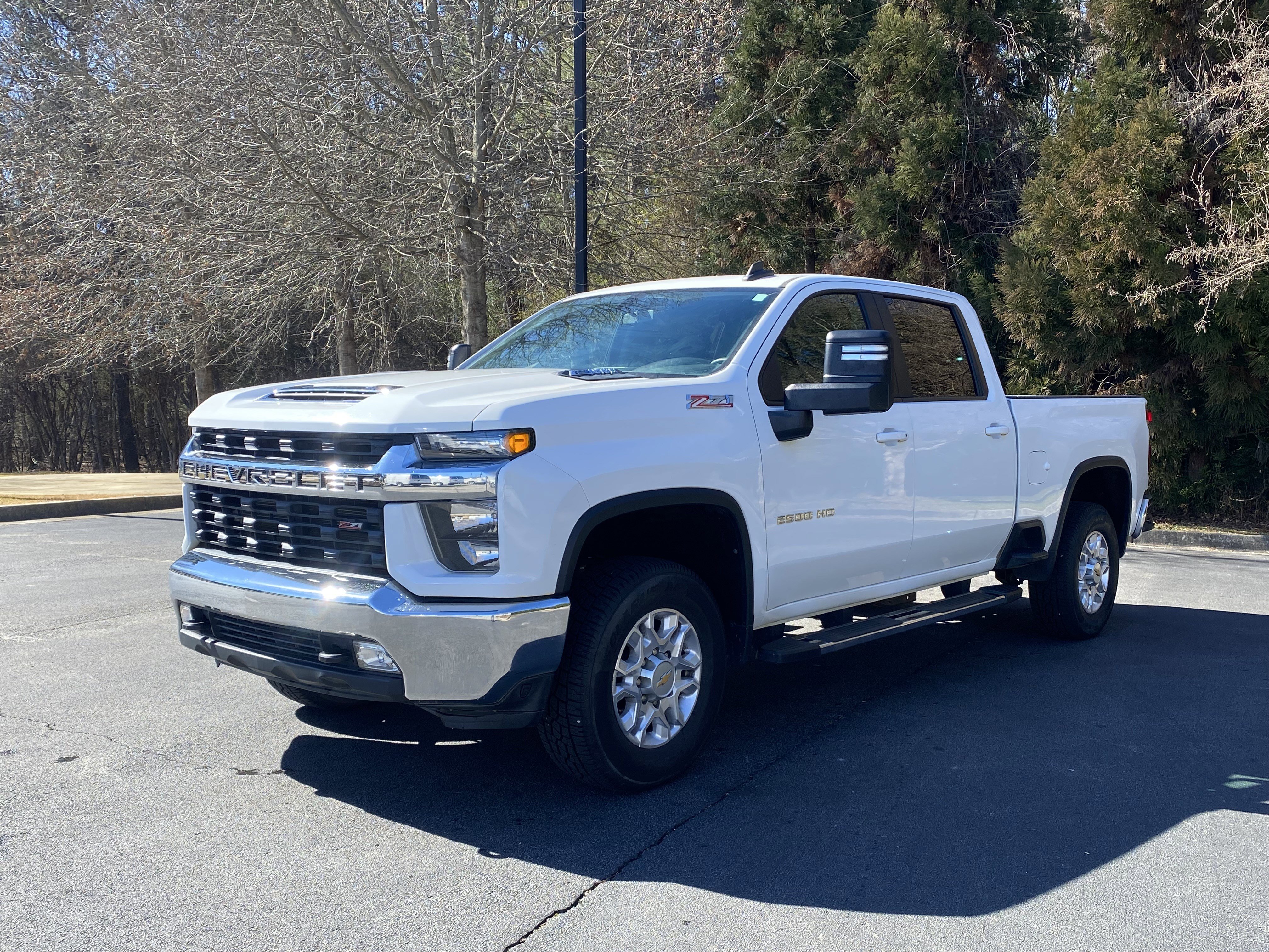 Used 2022 Chevrolet Silverado 2500 LT w/ Convenience Package image 5