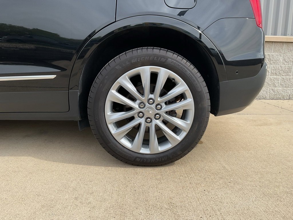 Used 2019 Cadillac XT5 Platinum image 6