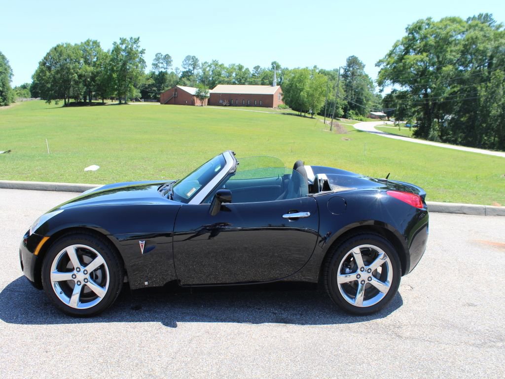 Used 2009 Pontiac Solstice Convertible w/ Preferred Package RWD image 6