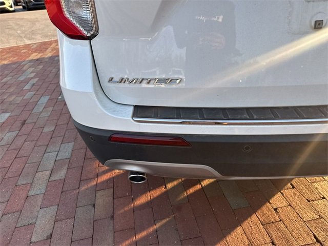 Used 2021 Ford Explorer Limited w/ Equipment Group 301A image 8