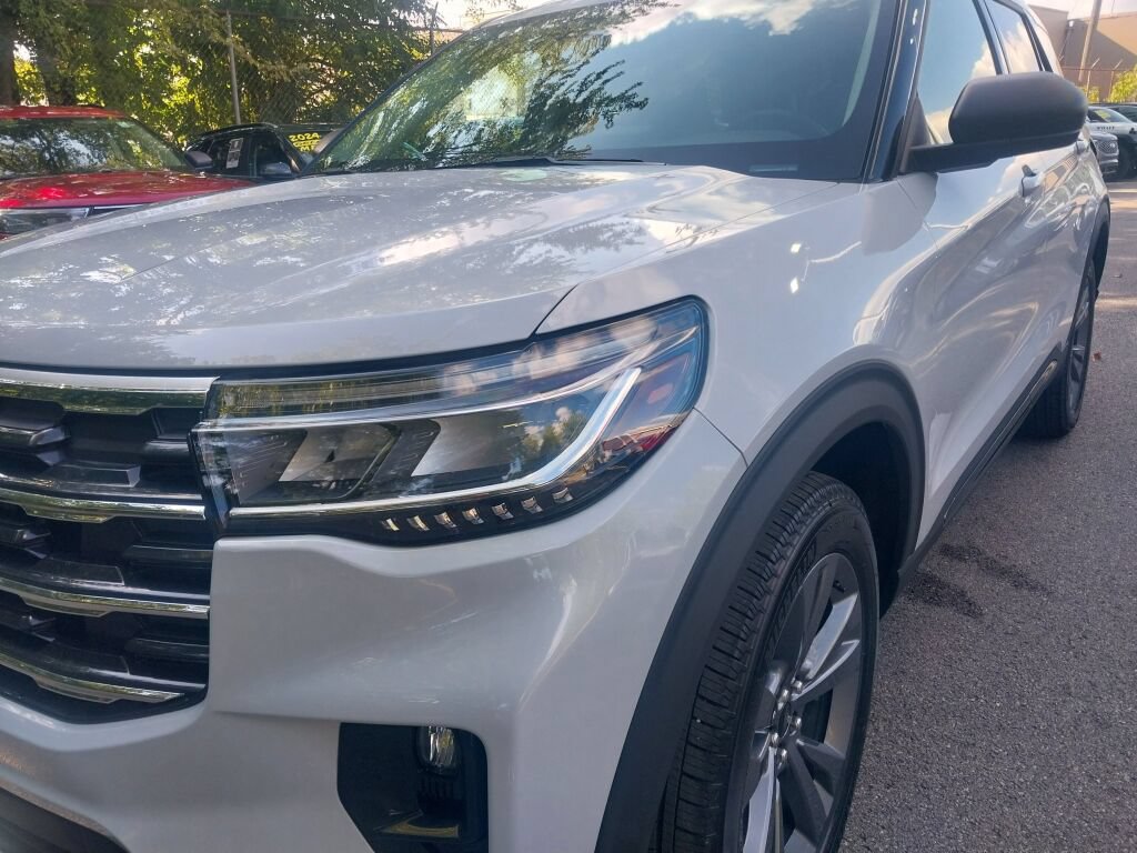 New 2026 Ford Explorer Active w/ Active Comfort Package AWD/4WD image 29