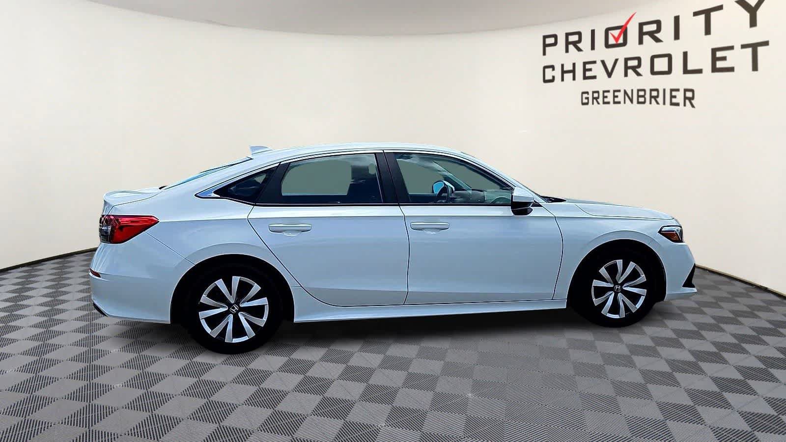 Used 2023 Honda Civic LX image 9