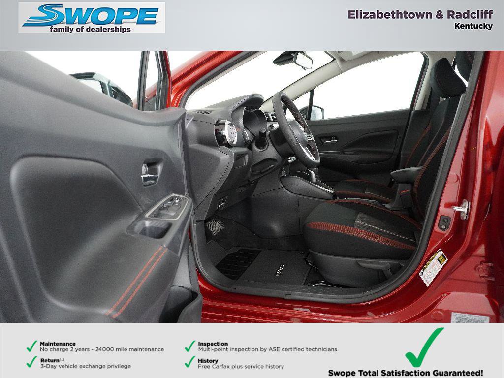 New 2025 Nissan Versa SR w/ Trunk Package FWD image 18