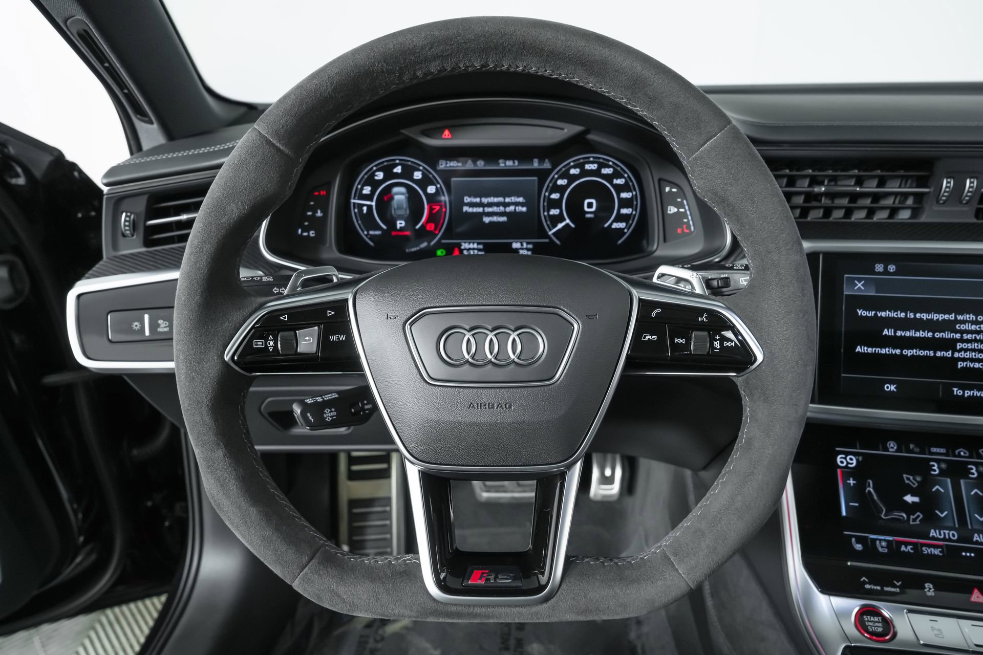 Used 2024 Audi RS 6 performance w/ Matte Carbon Package image 17