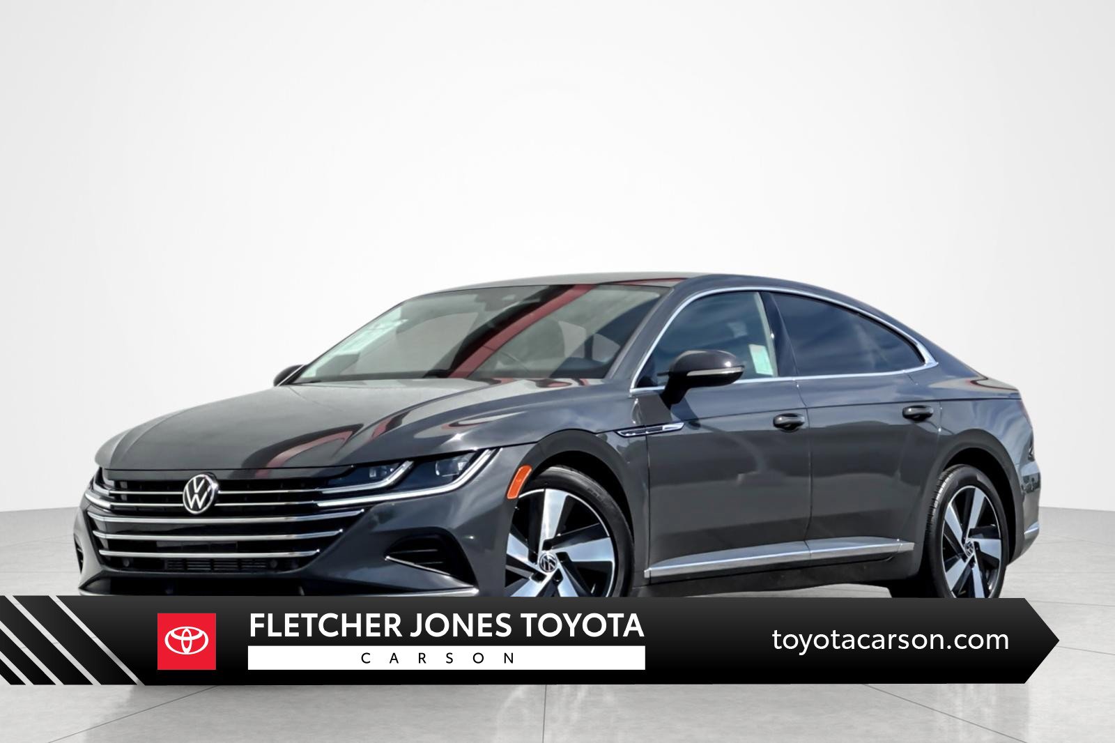 Used 2021 Volkswagen Arteon SE image 1
