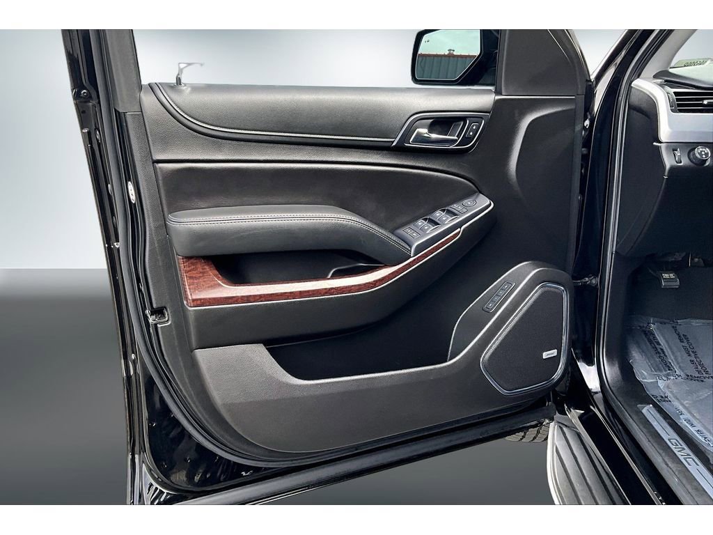 Used 2019 GMC Yukon SLT image 17