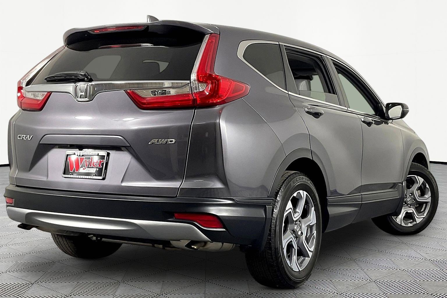 Used 2018 Honda CR-V EX image 6