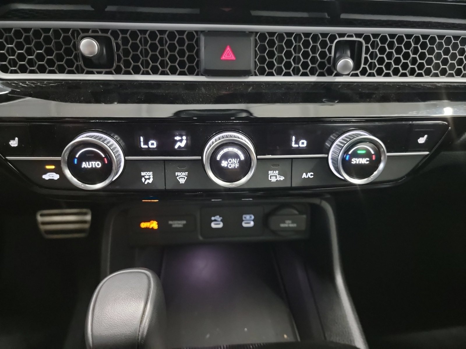 Certified 2025 Honda Civic Sport image 21