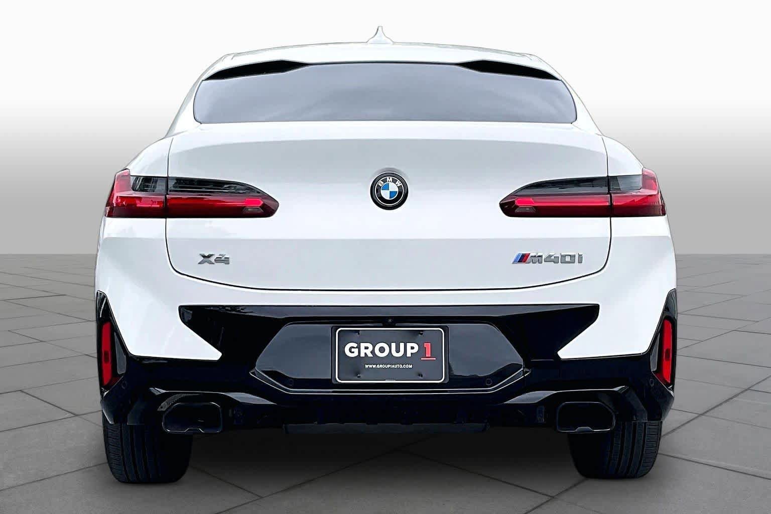 Certified 2024 BMW X4 M40i w/ Premium Package AWD/4WD image 4