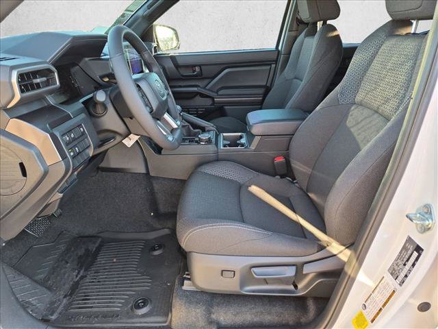 New 2026 Toyota 4Runner SR5 AWD/4WD image 4