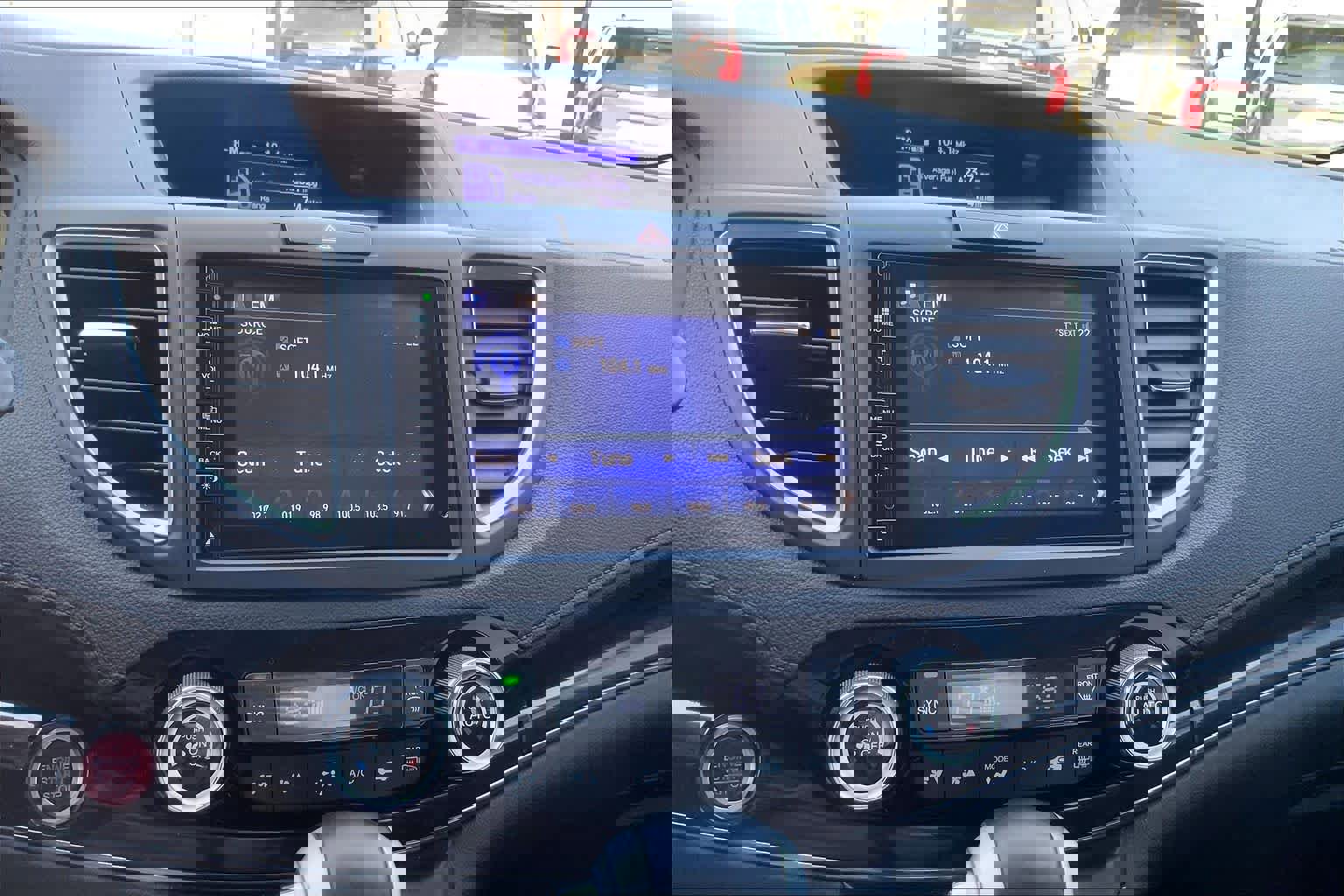 Used 2015 Honda CR-V EX-L image 31