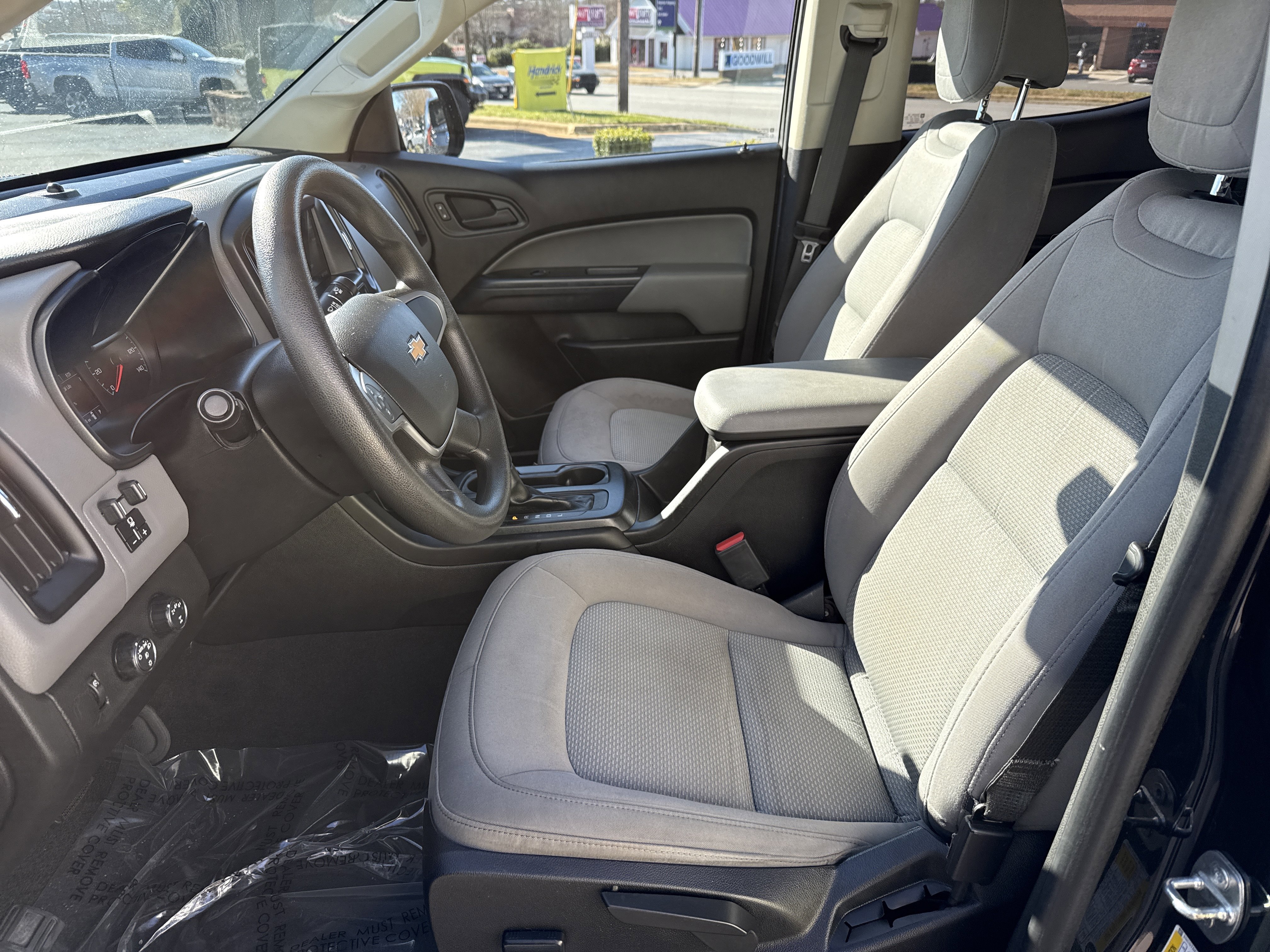 Used 2019 Chevrolet Colorado W/T w/ Custom Special Edition image 16