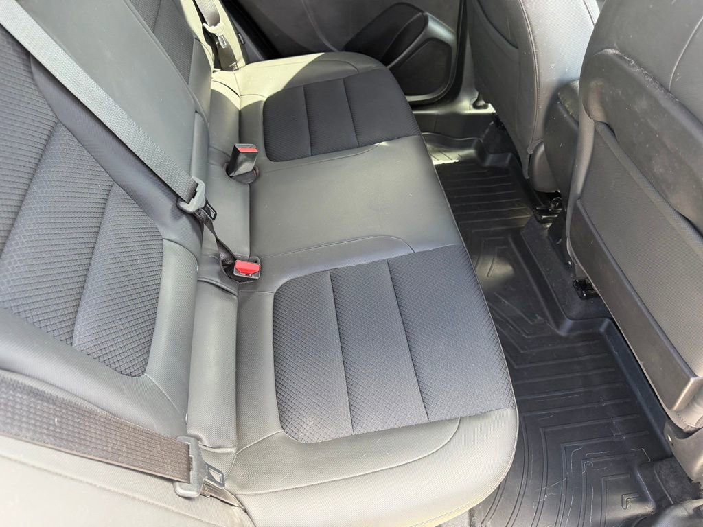 Used 2021 Chevrolet TrailBlazer RS w/ Technology Package FWD image 18