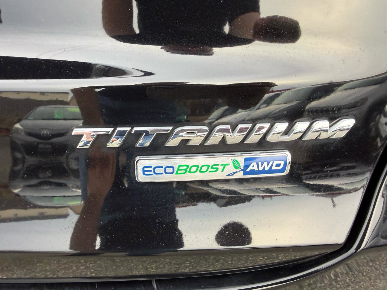 Used 2020 Ford Fusion Titanium image 29