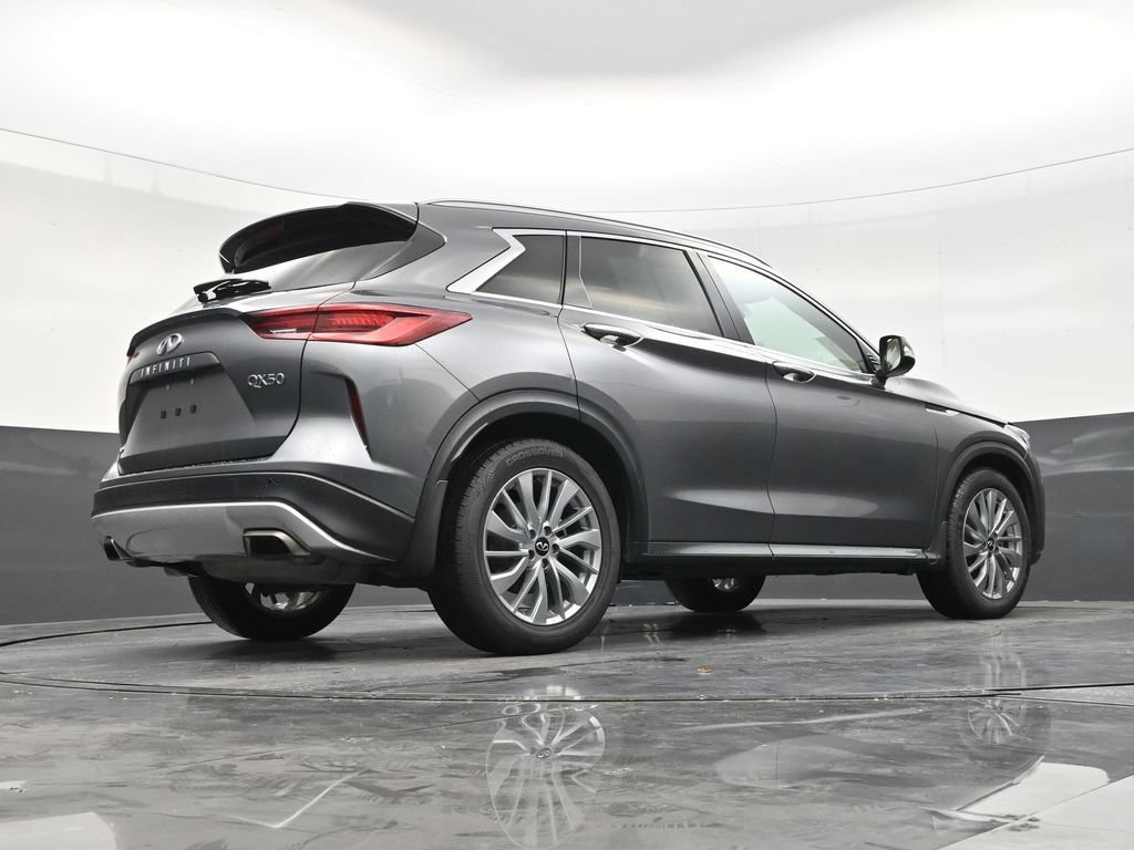 Used 2023 INFINITI QX50 Luxe AWD/4WD image 25