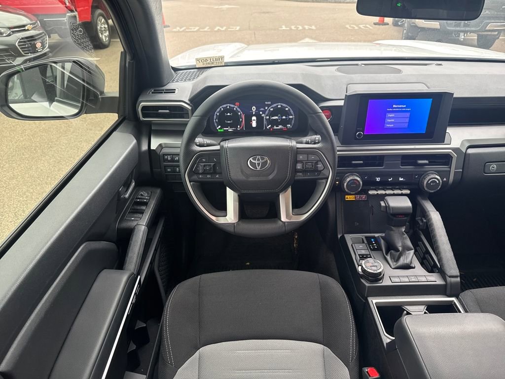 Used 2025 Toyota 4Runner TRD Off-Road image 11