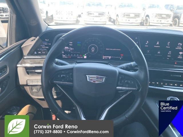 Used 2022 Cadillac Escalade Premium Luxury AWD/4WD image 16