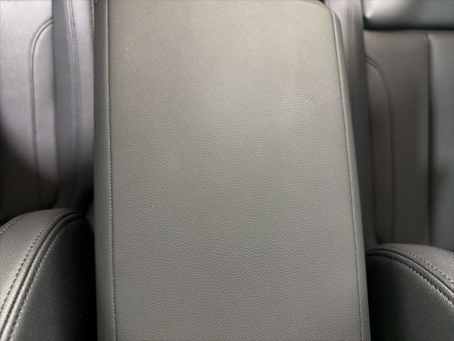 Used 2021 BMW 430i xDrive Coupe w/ M Sport Package AWD/4WD image 39