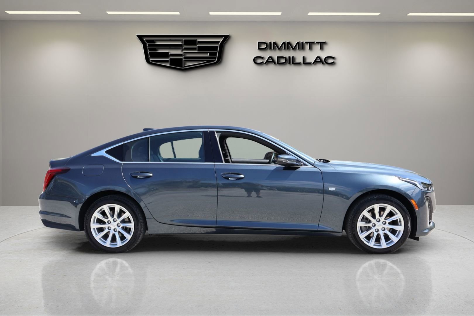 Used 2020 Cadillac CT5 Luxury w/ Sun And Sound Package image 6