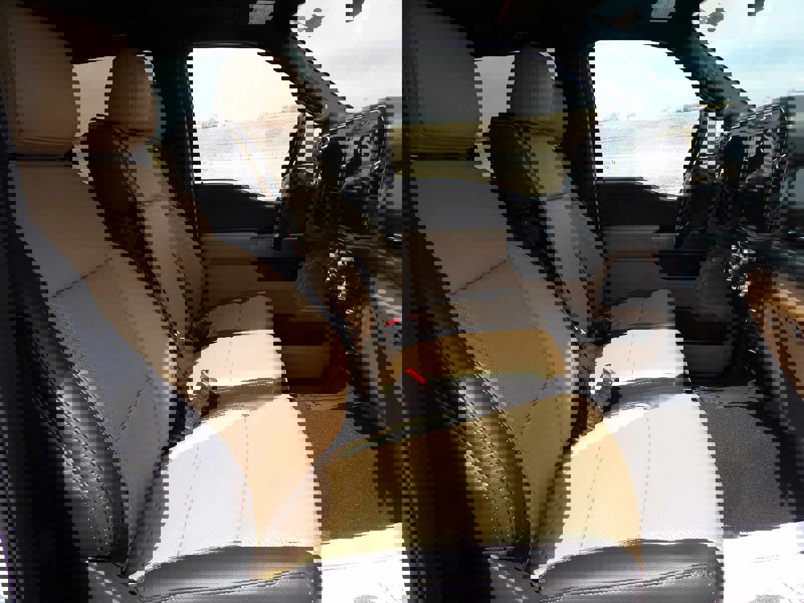 New 2025 Ford F250 Lariat w/ Chrome Package image 52