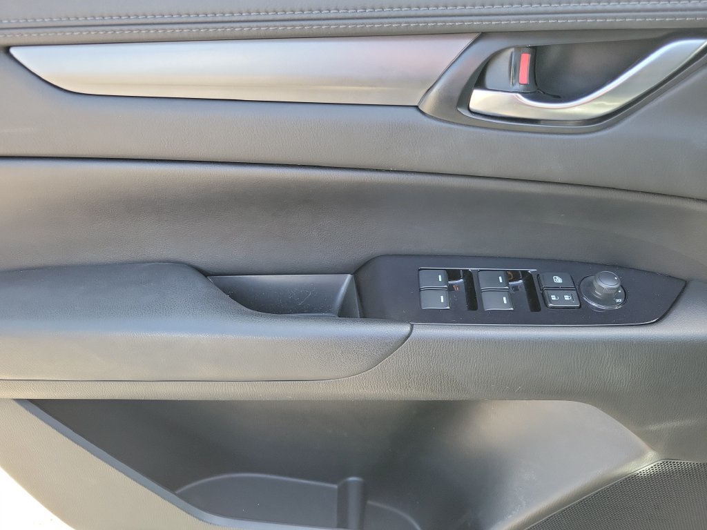 Used 2020 MAZDA CX-5 Touring FWD image 22