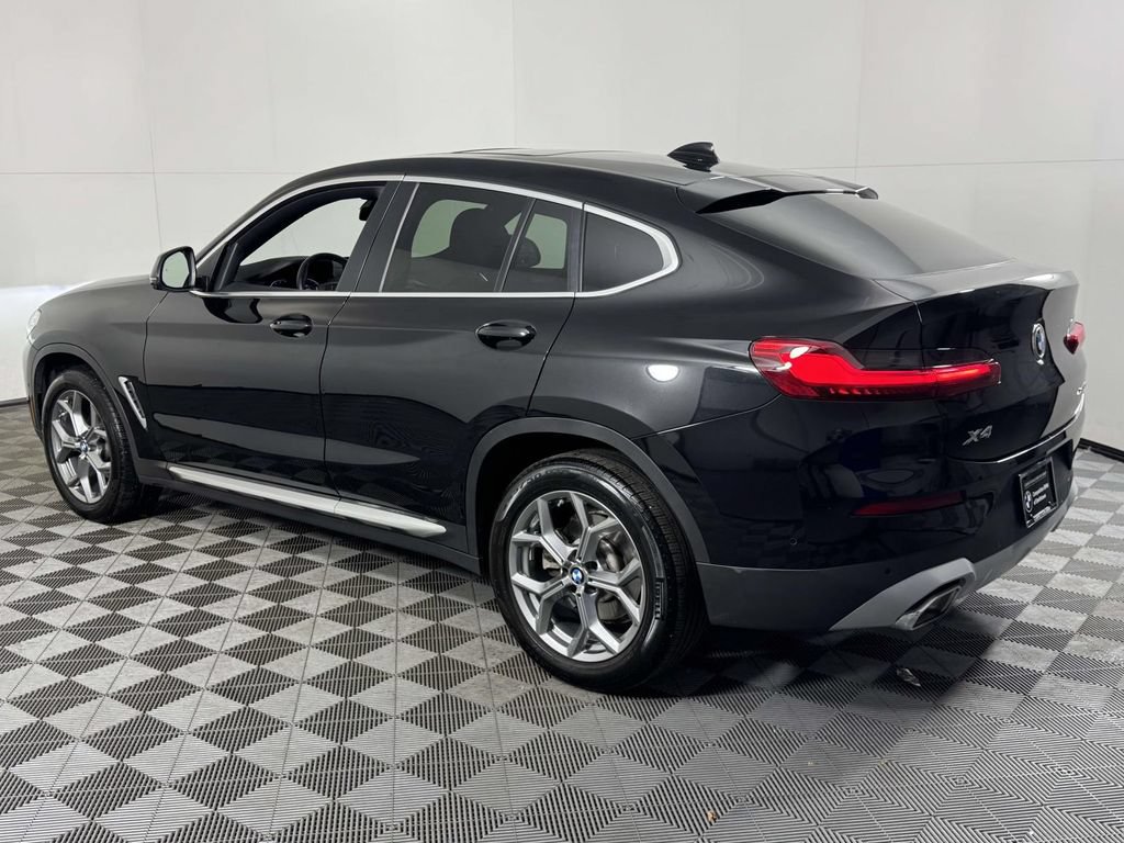 Used 2024 BMW X4 xDrive30i w/ Parking Assistance Package AWD/4WD image 8