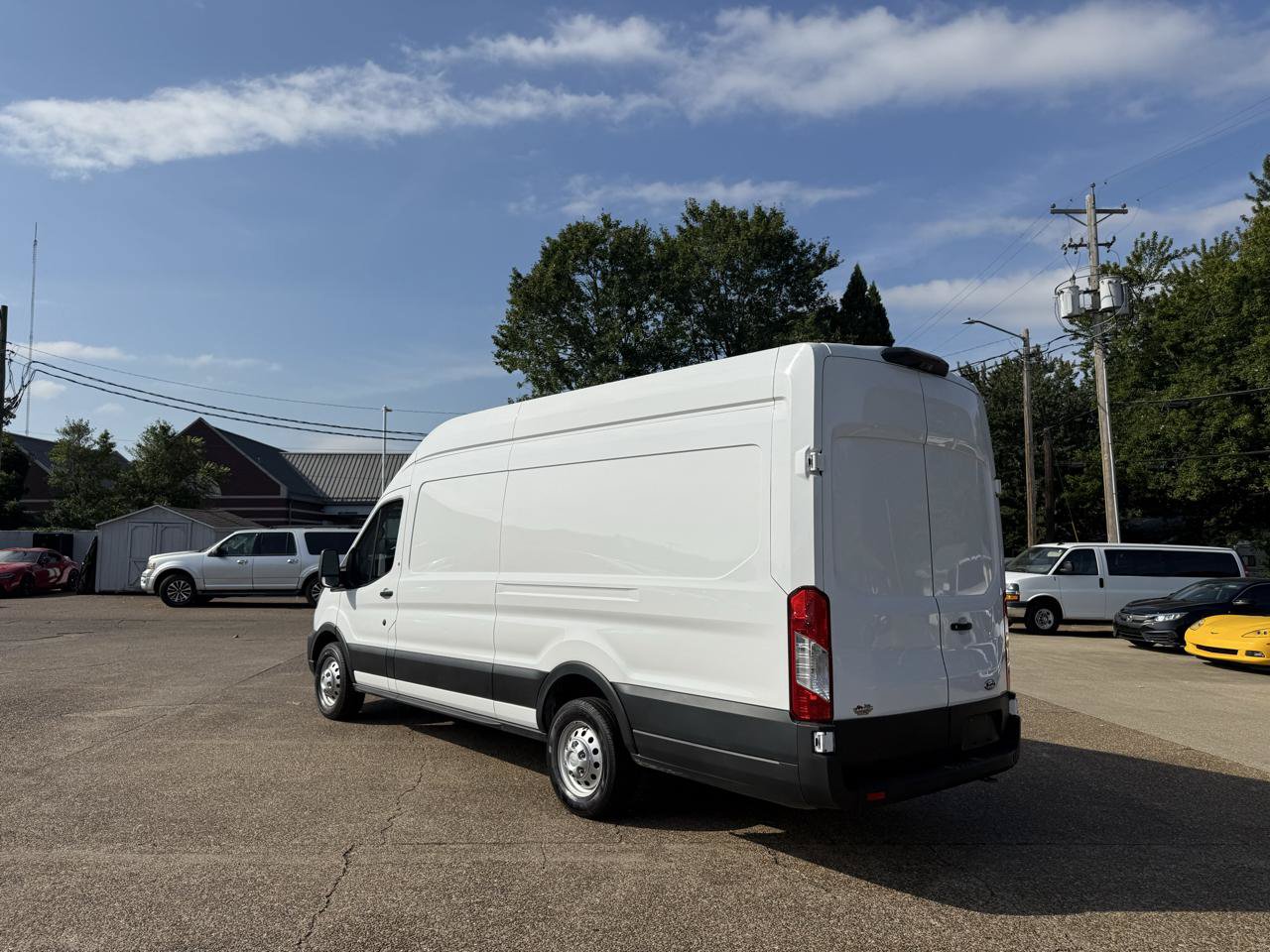 Used 2023 Ford Transit 250 148 High Roof Extended AWD image 4