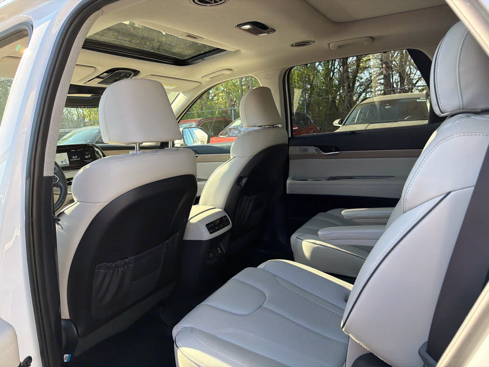 Used 2021 Hyundai Palisade Limited AWD/4WD image 6