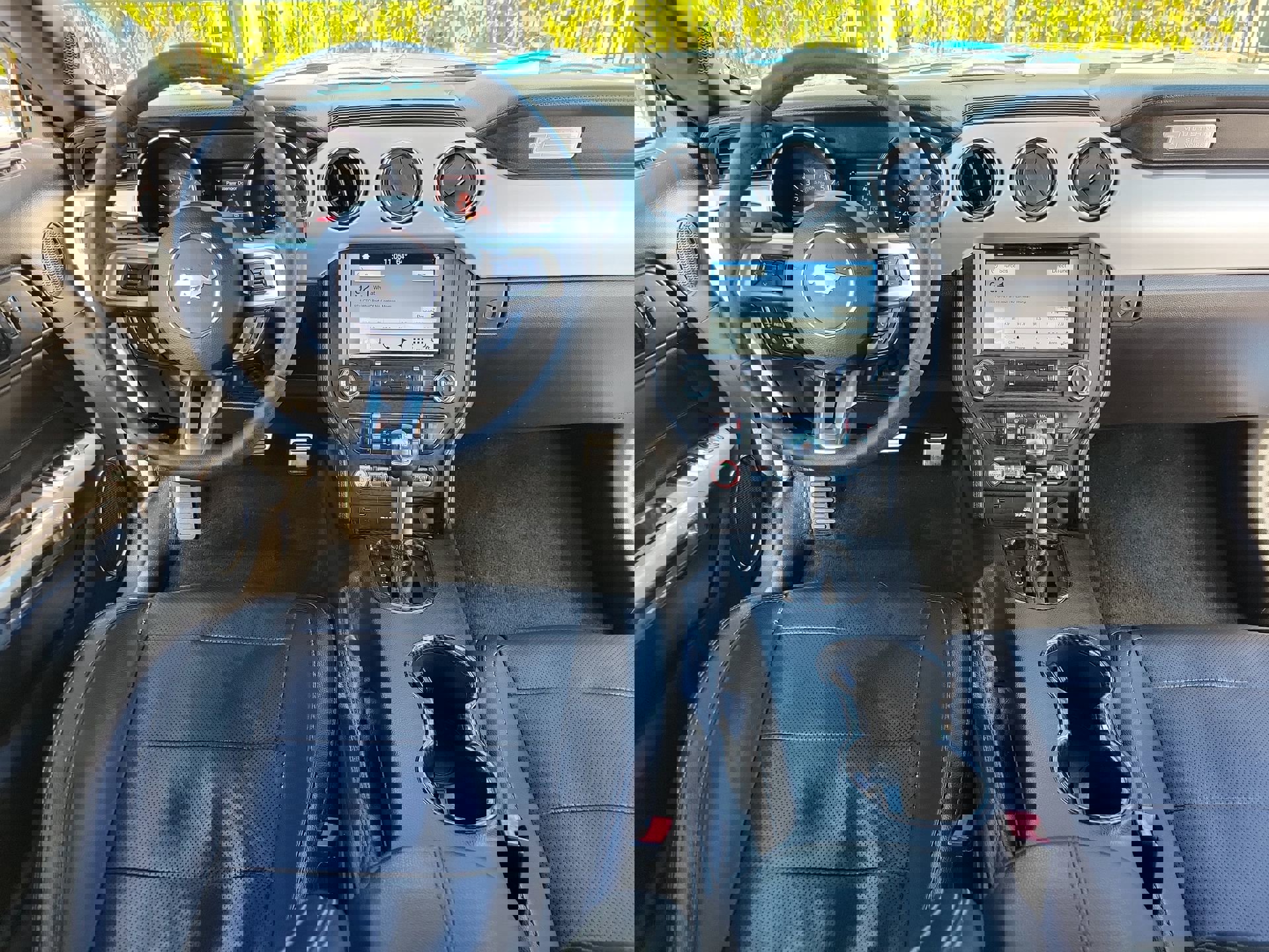 Used 2017 Ford Mustang Premium image 15