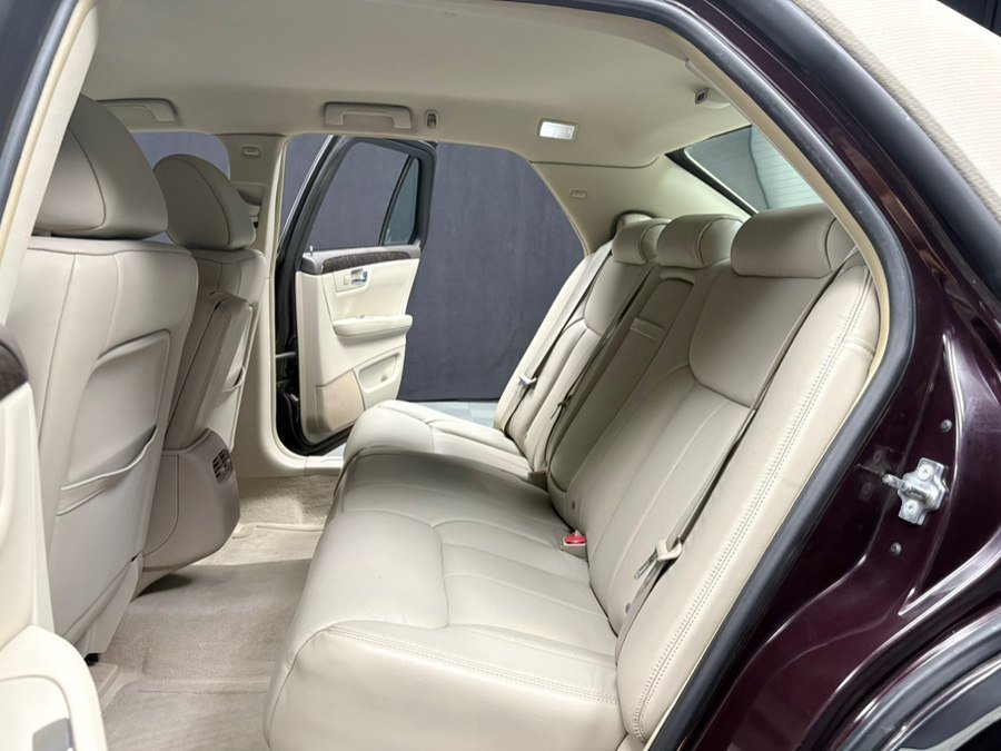 Used 2008 Cadillac DTS Luxury I FWD image 29