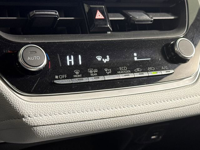 Used 2023 Toyota Corolla SE FWD image 37