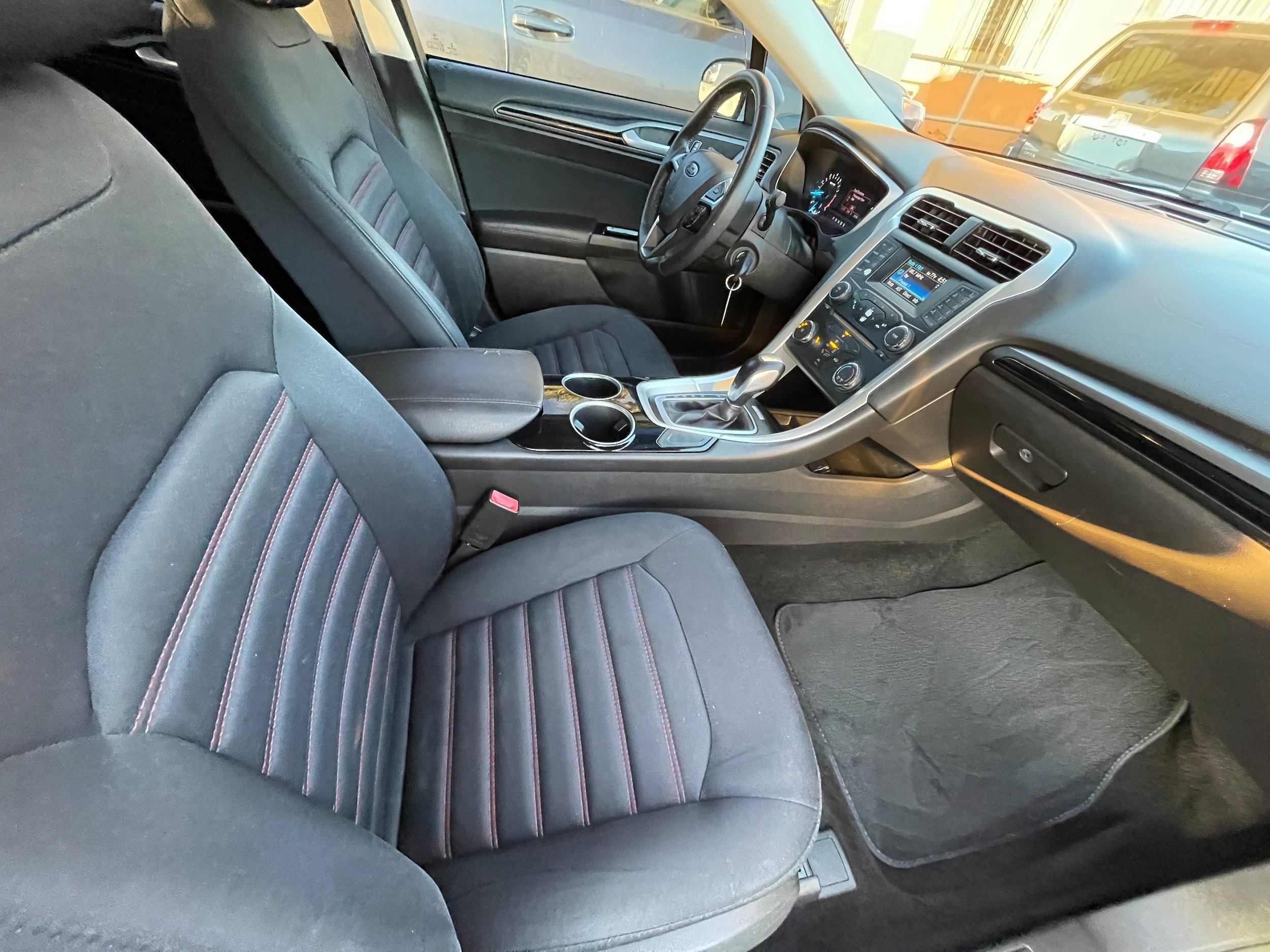 Used 2013 Ford Fusion SE FWD image 22