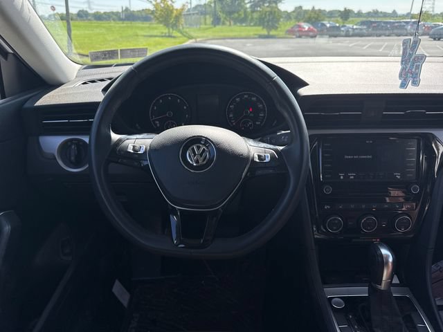 Used 2021 Volkswagen Passat 2.0T SE FWD image 18