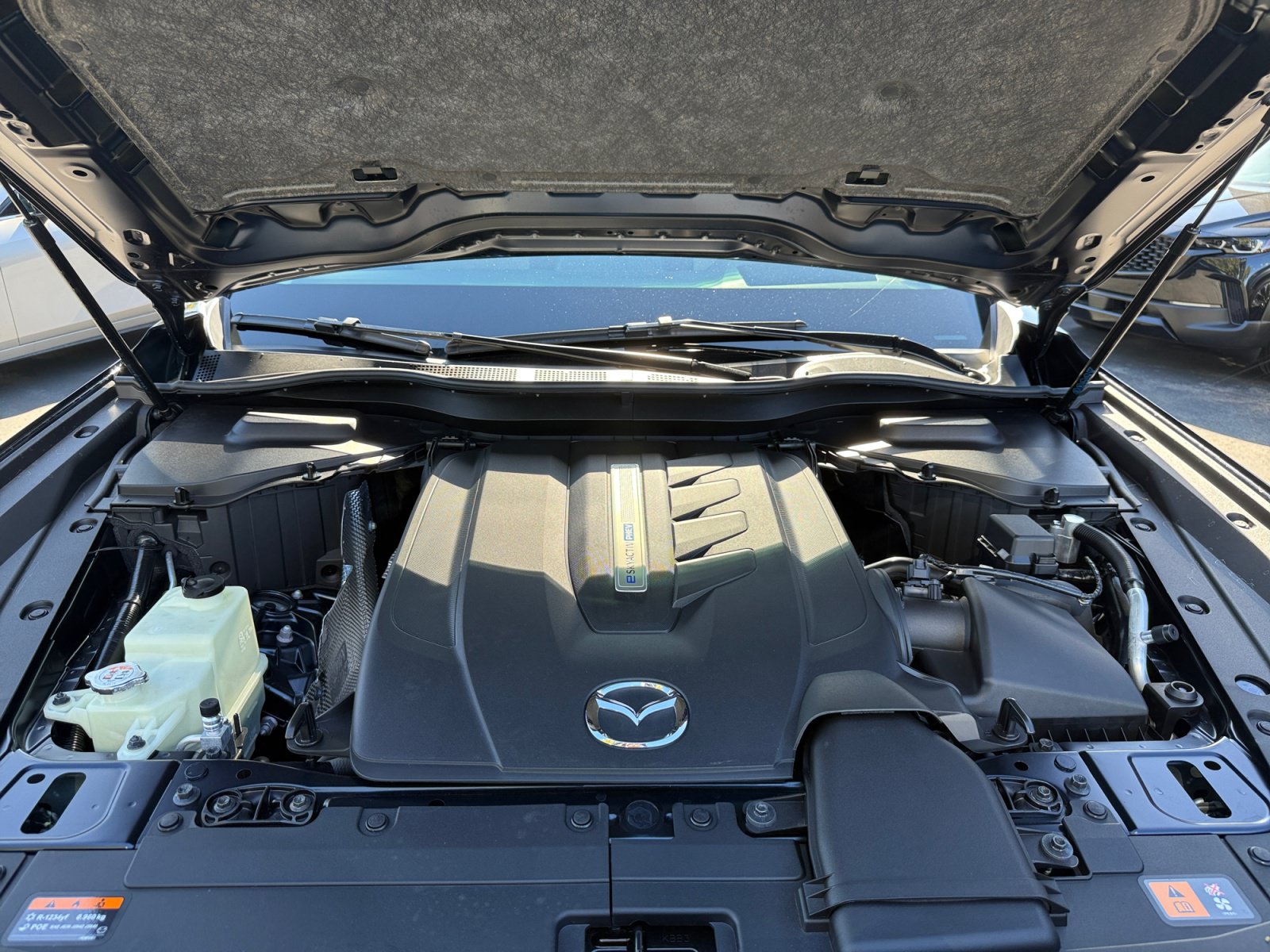 Certified 2025 MAZDA CX-90 Plug-In Hybrid w/Premium Sport AWD/4WD image 20